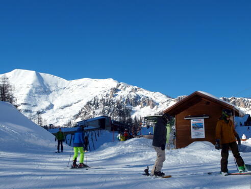 Wurzeralm ~1400m, mit Bergstation und Warscheneck