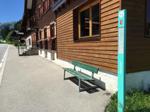 Haltestelle Mittelberg Gemse