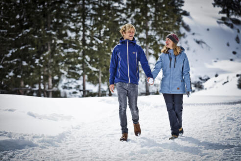 Winterwandern in Saalbach (c) Mirja Geh