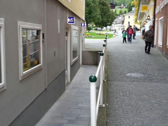 öffentliches WC am Wredeplatz