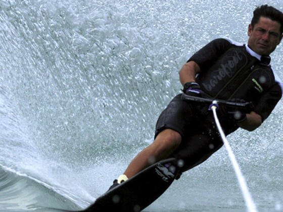 Camaro Wasserskischule