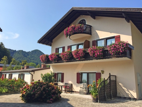 Hausansicht der Zimmer