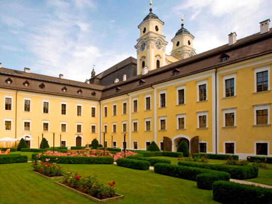 Schloss Mondsee