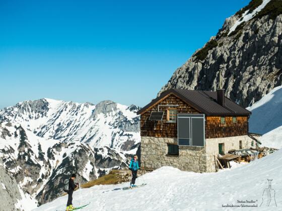 Fritz-Pflaum-Hütte im Winter