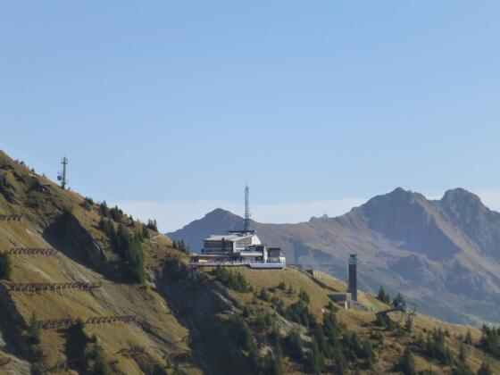 Bergstation Walmendinger Horn Bahn im Sommer