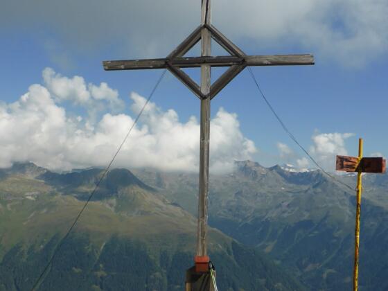 Gipfelkreuz der Langschneid