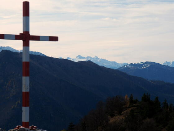 Gasslkogel-Kreuz 1411m mit Dachstein