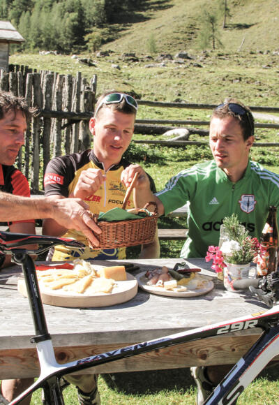 Biketour zum Hüttenfrühstück