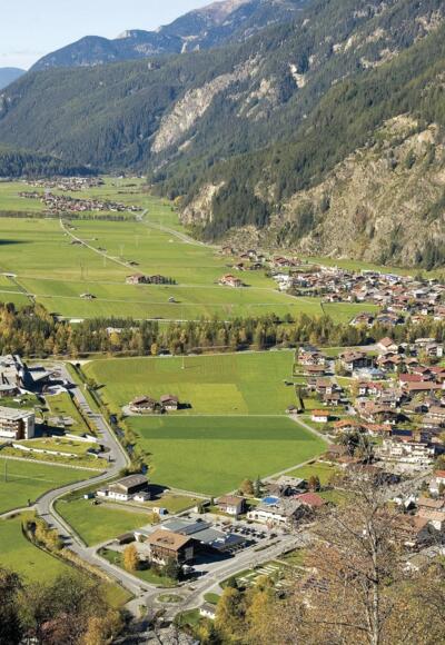 Blick über Längenfeld.