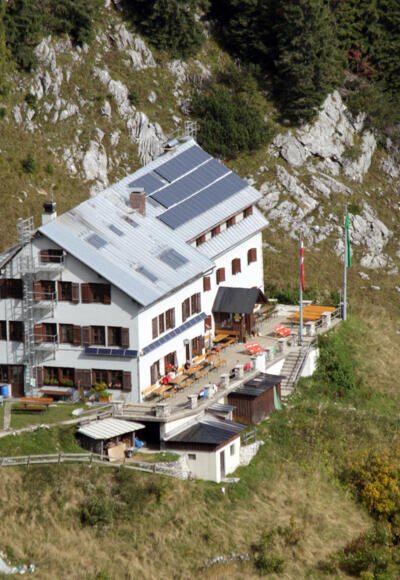 Prielschutzhaus im Sommer