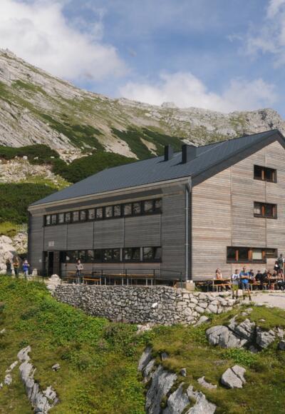 Welserhütte mit Terrasse