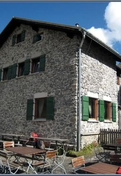 Frederic-Simms-Hütte