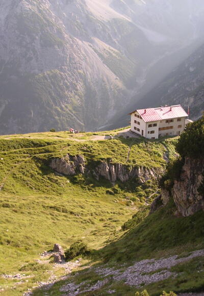 Steinseehütte, 2061m