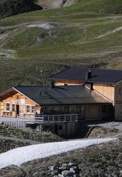 Hexenseehütte vom Aufstieg zum Masnerjoch (Tele)