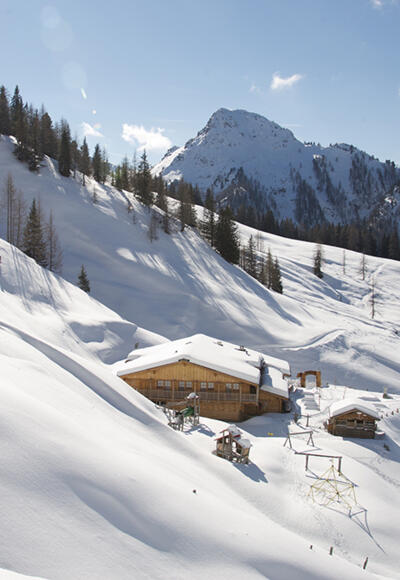 Die Loosbühelalm im Winter