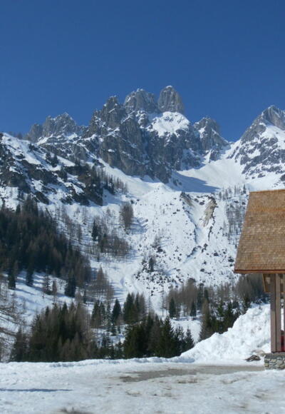 Almkapelle mit Traumpanorama