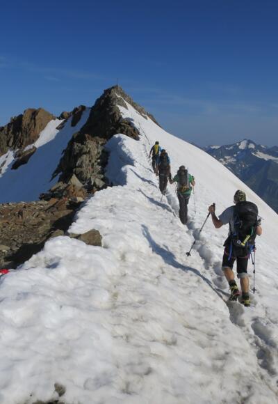 Am Grat zwischen Signal- und Hauptgipfel.