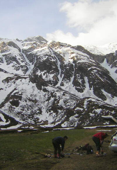 Naßfeld: Anstieg schräg links und Abfahrtsvarianten