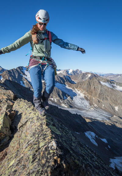 Direkt am Grat ist der Fels am besten ;-)