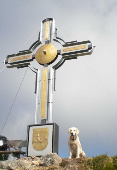Neues Gipfelkreuz_Juli 2013