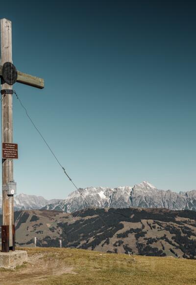 Gipfelkreuz am Maurerkogel - 2.074 m.