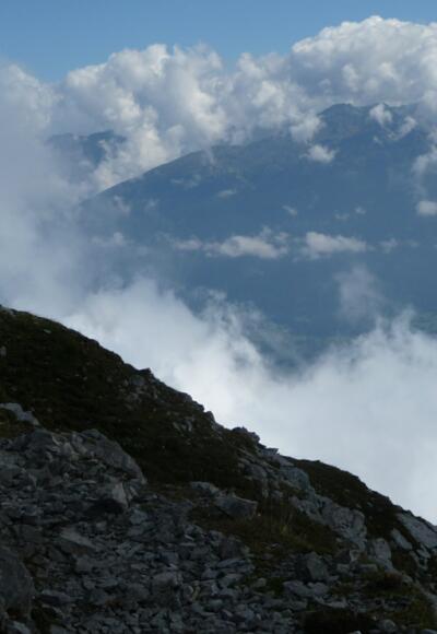 Aussichtsreicher Wegabschnitt am Goetheweg hoch über Innsbruck