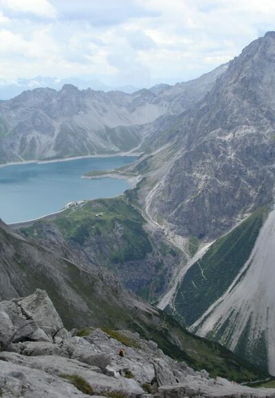 Blick vom Saulakopf hinunter zum Lünersee