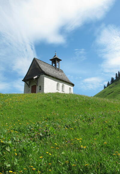 St. Anna Kapelle auf Faschina unterhalb des Faschinajoches, über welches die Walser Fontanella im Großen Walsertal besiedelten.