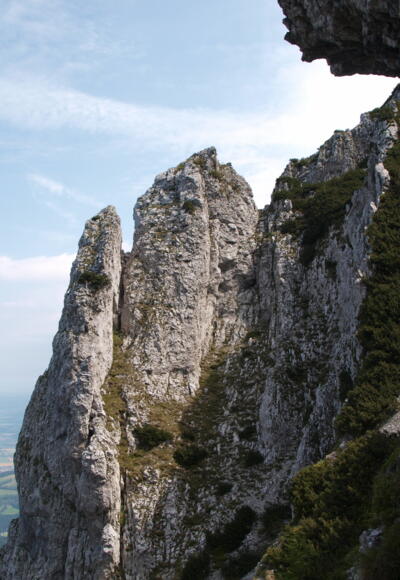 Nische mit Wegbuch um 1510 m, Blick nach Norden