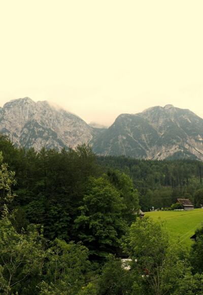 Sarstein bei der Auffahrt zum Pass um 800m