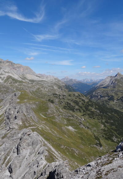 Blick vom Roggelskopf Richtung Rote Wand/Formarinsee