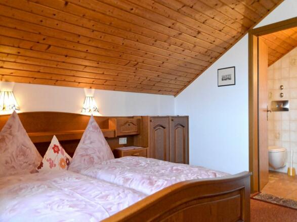 Doppelzimmer 1 mit Du/WC, Ostbalkon