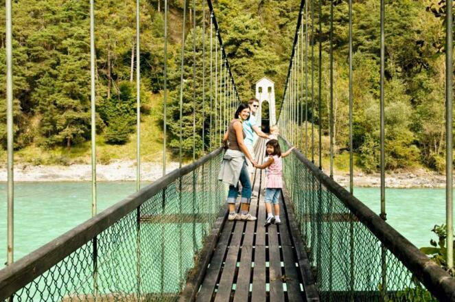 Piste cyclable des saveurs / pont suspendu