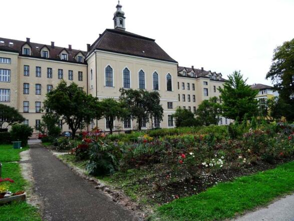 Mutterhaus Vöcklabruck