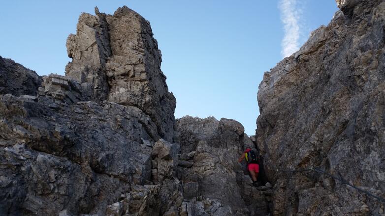 Im Kamin mit Stahlseil