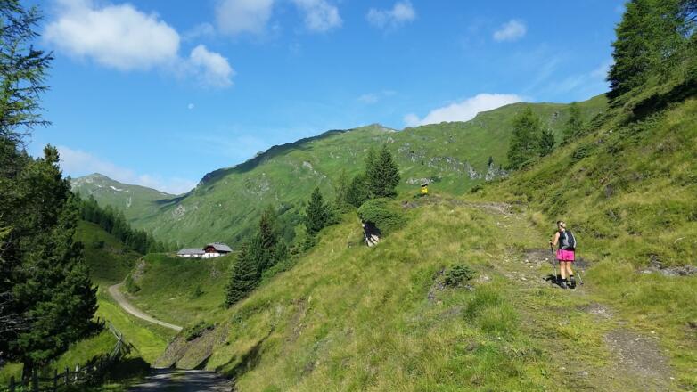 Steig beginnt aufs Weißeck - Gehzeit noch 2,5 h