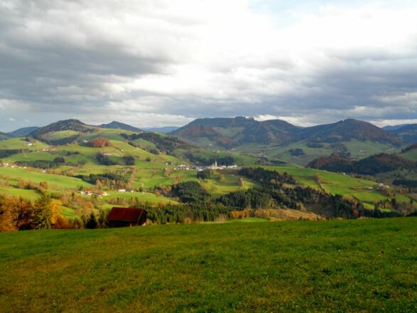 Traumhafte Aussicht auf Maria Neustift