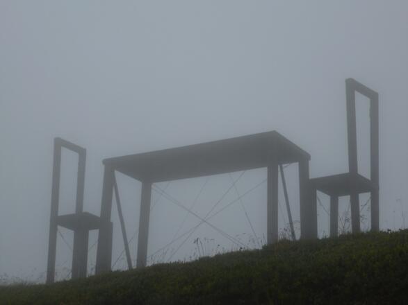 Kunstwerk im Gipfelbereich - ...aber wer den &quot;inneren Schweinehund&quot; besiegt und bei halbseidenem Wetter auf eine Tour startet...