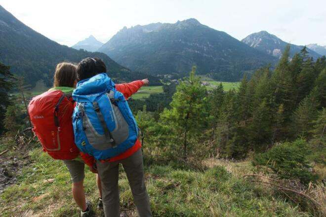 Panoramaweg oberhalb von Elmen