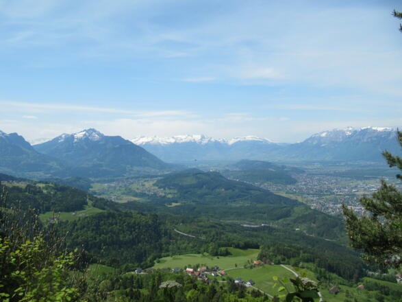 Blick vom Vitaschrofen ins Rheintal