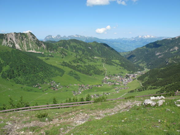 Malbuntal mit Alvierkette und Alpstein im Hintergrund