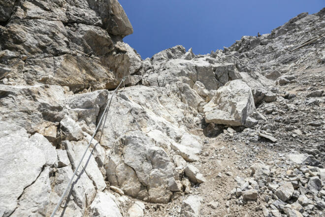 Weg zum Gipfel der Valluga (c) Lucas Tiefenthaler / Vorarlberg Tourismus
