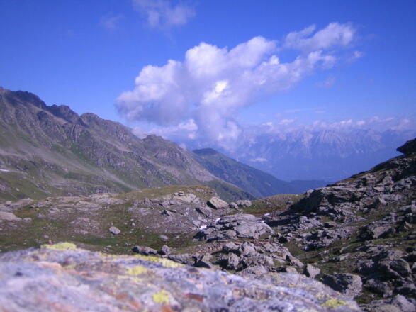 Blick in das Voldertal und zum Karwendel
