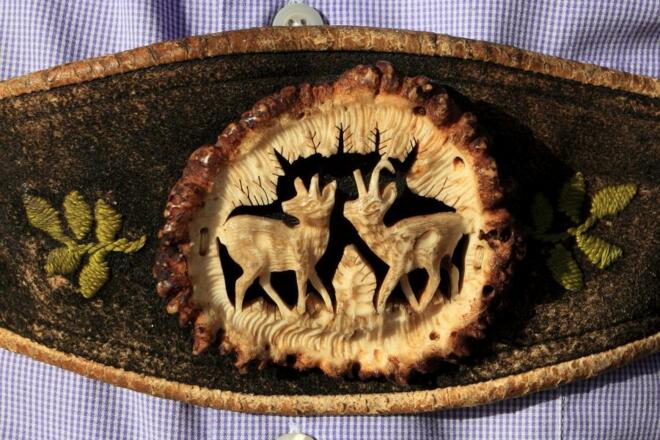 Lederhose mit Details