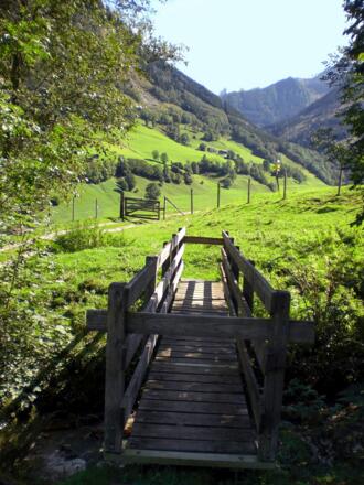 Fuscher Höhenweg - Brücke kurz vor der Straße