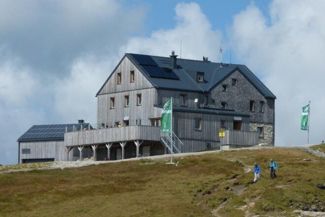 Hagener Hütte am Mallnitzer Tauern