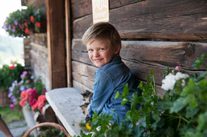 Rast bei einer Almhütte