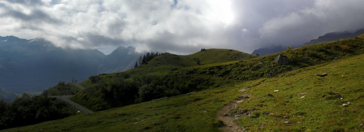 Wanderweg Schwarzenberghütte - Blick Richtung Süden