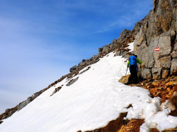 Anstieg am Gipfelhang um 2000m