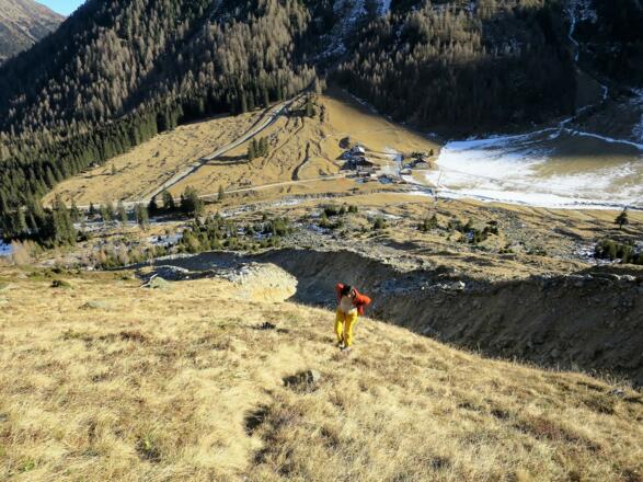 Der schmale Steig ist ...